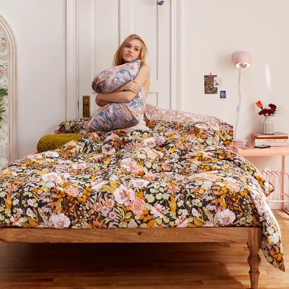 Urban Outfitters Bedding Uomila Sketched Floral Duvet Set Poshmark